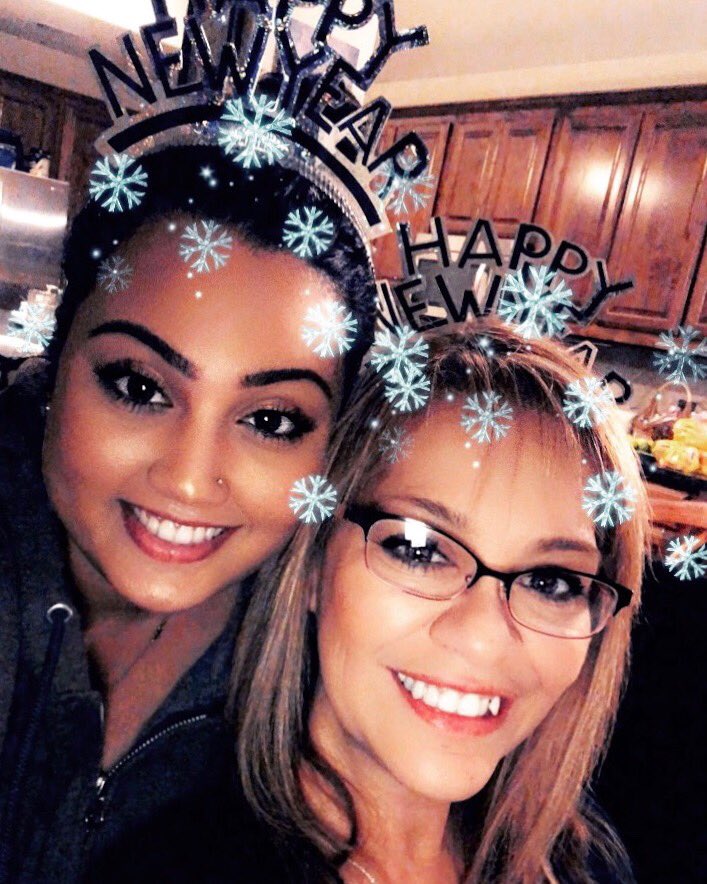 Gracycarr's tweet photo. Happy New Year Twitter World’ ❤️ 2018 is going to be great #Happy2018 #futuredaughter https://t.co/W3ARdW5qCI