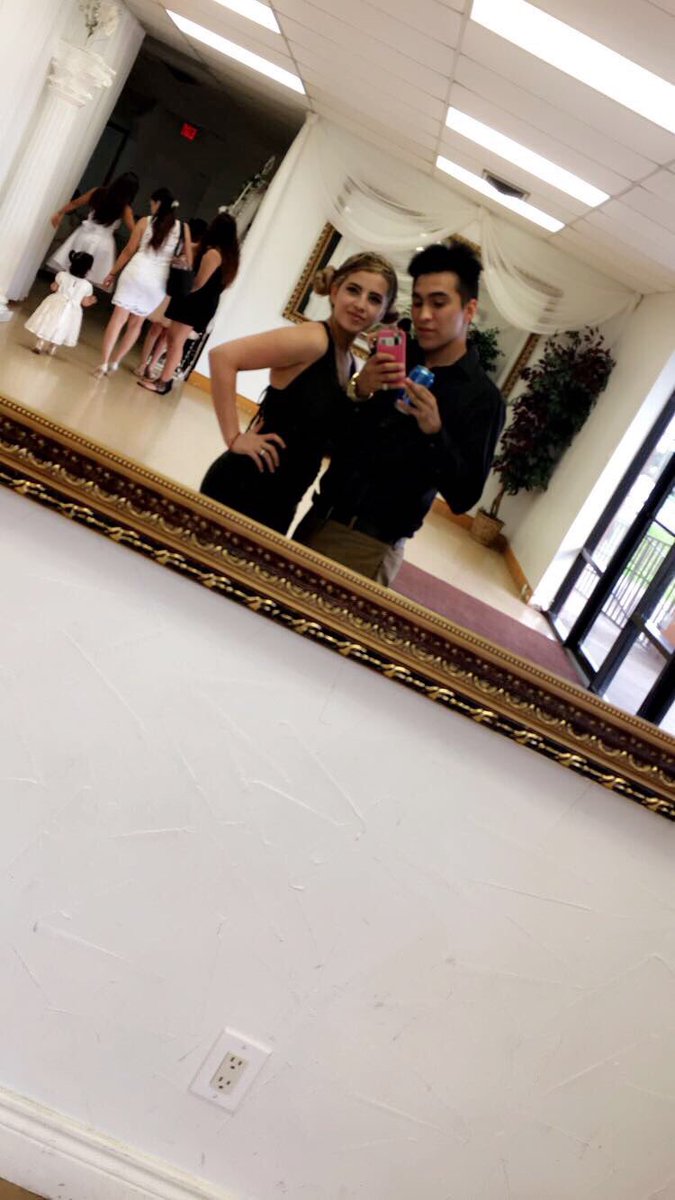 kbeba95's tweet photo. @prettyboi_jc My Lil Fam ❤️🎆
We Love You bebe 💋❣️#2018blessingscomingourway💯🙏🏼 https://t.co/tIiliXdQfh
