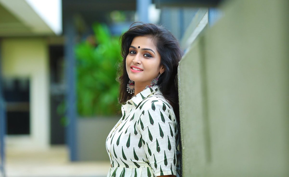 Team wishes the Queen of Challenging Characters Vidya Balan & Remya Nambeesan a very Happy Birthday!! 