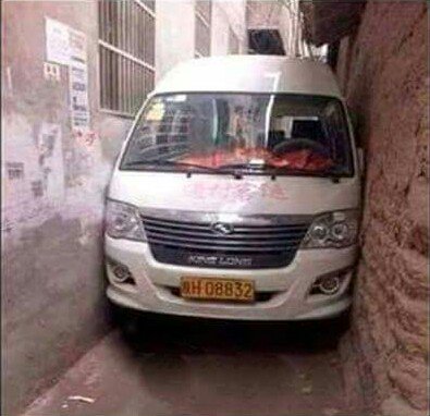 ZuluJoziGuy's tweet photo. Me tryna leave 2017....😢 https://t.co/9iwlb1Hp3N