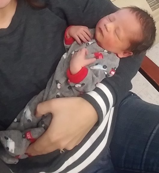 BigCoot45's tweet photo. My beautiful baby boy!! Gabriel Reid Shultz born 12/30/17 at 11:13 a.m. At 5 #s 7 ozs at 19 1/2 inches he is perfect. Me and my love makes beautiful babies!!! 😍😍😍 i cant stop looking at him and tearing up bc im so happy to be the father to this beautiful little guy!! https://t.co/A9o3bdw2wB