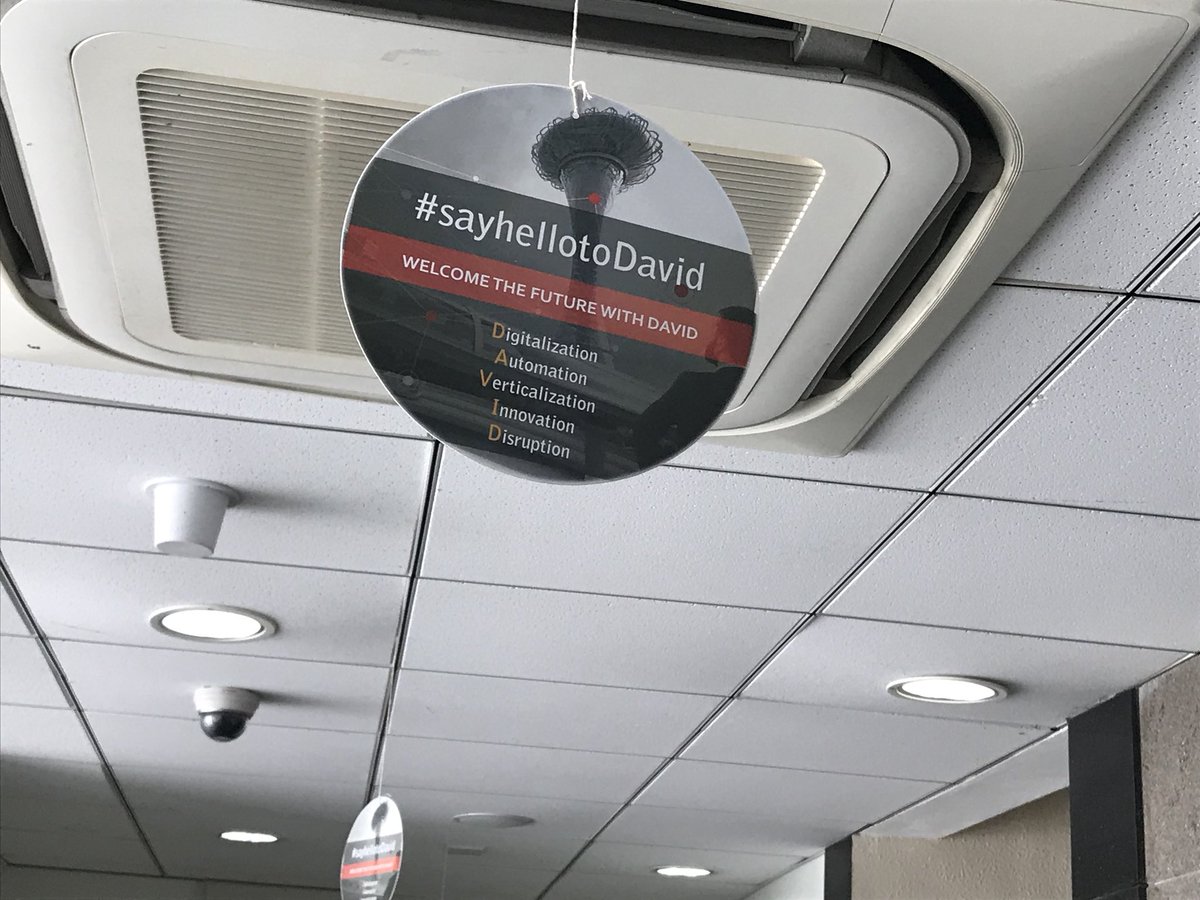 Nelson_Cloud's tweet photo. Chennai Campus - getting ready for one of the biggest tech event - Digital Evening. #sayhellotoDavid @tech_mahindra ๐ค๐๐ @chandkarthi https://t.co/RaVtHAFkY5