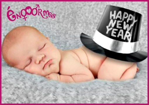 enooormes's tweet photo. Nous vous souhaitons une @enooormes année 2018, remplie de bébés, de  couches, de premières dents, de rires cristallins et de beaucoup  d'amour.
 Dans 3 jours, nous vous présentons bébé au #TheatreTrevise, il ne tient plus en place !
Venez le découvrir nombreux ! #enooorme #bébé https://t.co/vRBW8aitGM