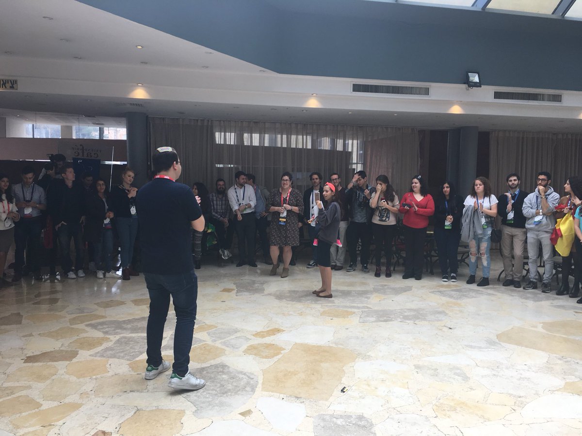 WUJS_official's tweet photo. Our closing circle is on its way. We are so sad to be leaving all the new friends we have made! Cannot wait for next year #wujscong #jewishstudents https://t.co/rHK2mYym4S