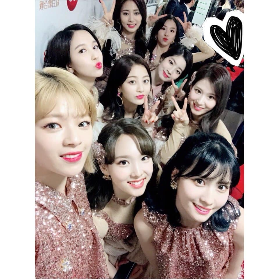 Twice Snaps Sur Twitter Twice Instagram 2p Twicetagram 18년 새해가 밝았어요 우오아아아 Happy New Year 원스 새해 T Co Ezdgjbedg4 Kpopsnaps T Co E9l8i14xu5 Twitter