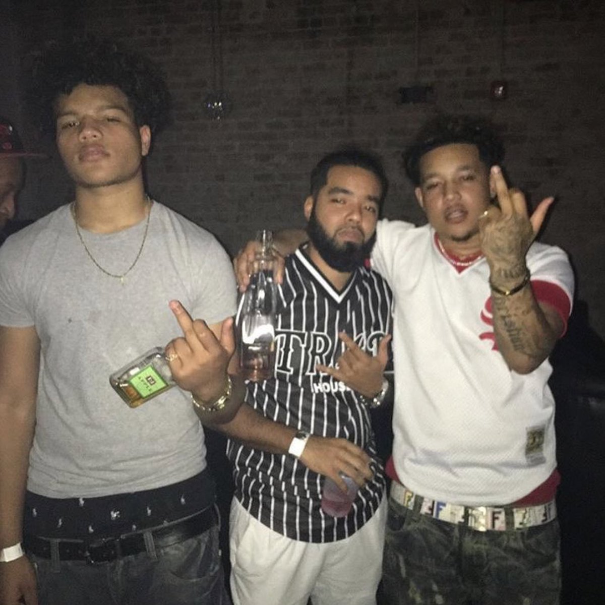 ClayMinoBaby's tweet photo. #FreeTraeMino This deal gotta be close too much fucked up shit happened in 2017. 2018 it's our time! #MGG #TripleR®®® #RipScott #RipLV #FreeGates https://t.co/vYfgxmClim