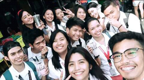 JTBC___'s tweet photo. #Prendss
Ey Barney and Friends! Almost 3 yrs down forever to go! And ofc to other person na hindi part ng BaF thank you din❤
#BestOf2017 https://t.co/ARX84FCTmG