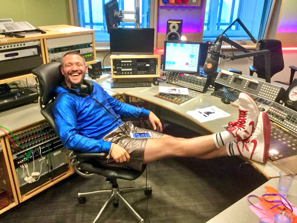 malprin's tweet photo. Tonight at 10pm
The wonderful @willyoung has more #EssentialRnB
A great start to the #NewYear
@BBCRadio2 https://t.co/rMfOUbnxeq