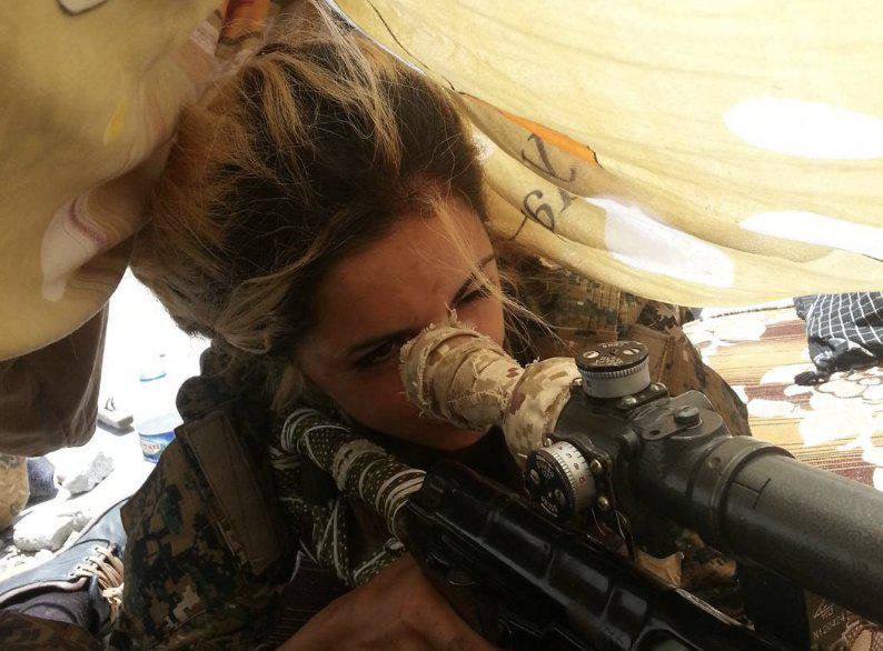 Limportant_fr's tweet image. «Je suis allée au Kurdistan me battre pour les droits des femmes et la démocratie» limportant.fr/infos-selectio… #INFOS2017