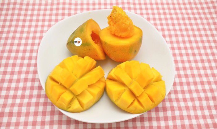 Mangojazan's tweet photo. تمتع بطعم المانجو الحقيقي معانا و #خلي_الضريبة_علينا اضافة لخصومات اضافية مع موسمنا الجديد��💛 https://t.co/NzFiQw2876