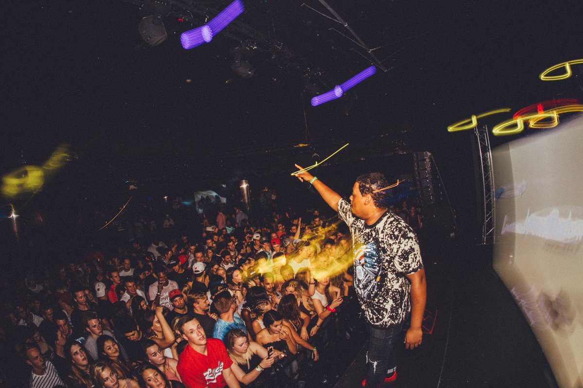 BHaelig's tweet photo. That wraps up 130 shows in 2017 in 3 continents for @Lucien_Parker &amp; @DJayMando ✈️〽️

Can’t wait to see where 2018 takes us 💜 https://t.co/g1uuhG2HiU