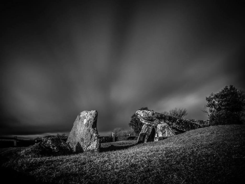 sparxphoto's tweet photo. #day5 and a quick drive between downpours over to Arthur’s Stone. I think this is the first time I’ve used the old #10stop on the #EM1 so bear with me. Got a couple of nice ones in the bag though.
@olympusuk #omd #em1 #longexposure #arthursstone #prehist… https://t.co/sHW85USIK8 https://t.co/lrQtPSZwGZ