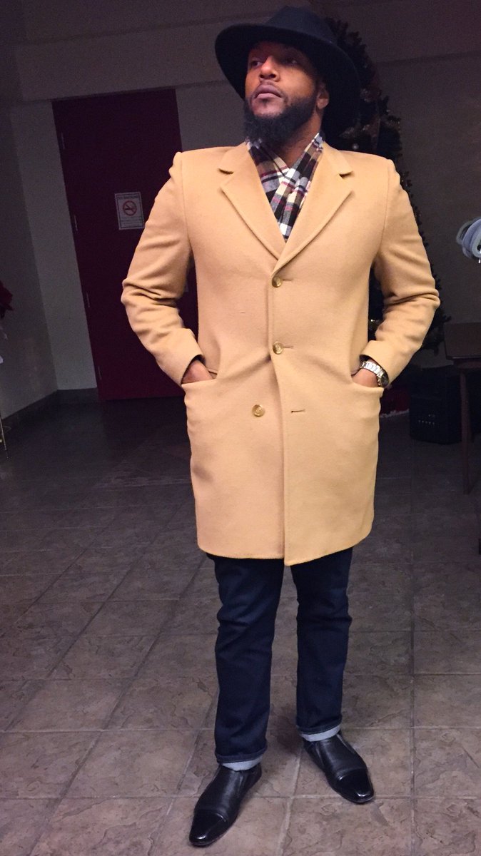 iamkorymiles's tweet photo. Oh, and happy new year
#themarathoncontinues #mensfashion #happynewyear #fashionblogger #gentlemensquarterly #gqinsider #WOWOU #STAWS #DAPPERDAN #newseason #TMC https://t.co/O4bDy8sw3J