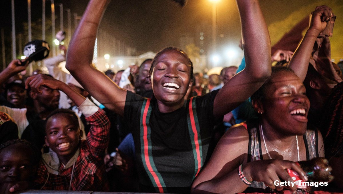 Are you a young person in Africa? What are your hopes and fears for 2018? Send us your new year message. ☺️👍