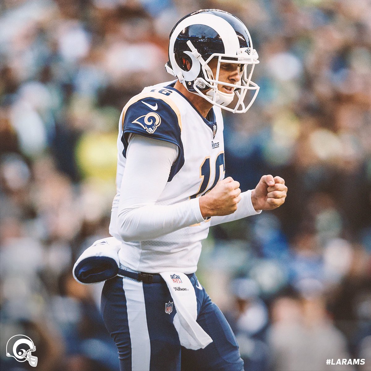 When you realize there’s #LARams football in January 🙌 #pLAyoffs
