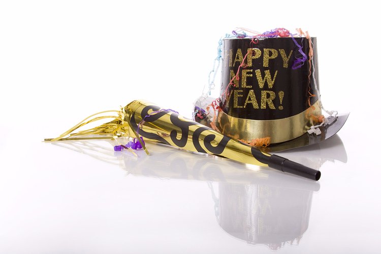 PrairieHawkDent's tweet image. Happy New Year from Prairie Hawk Dental at the Meadows!