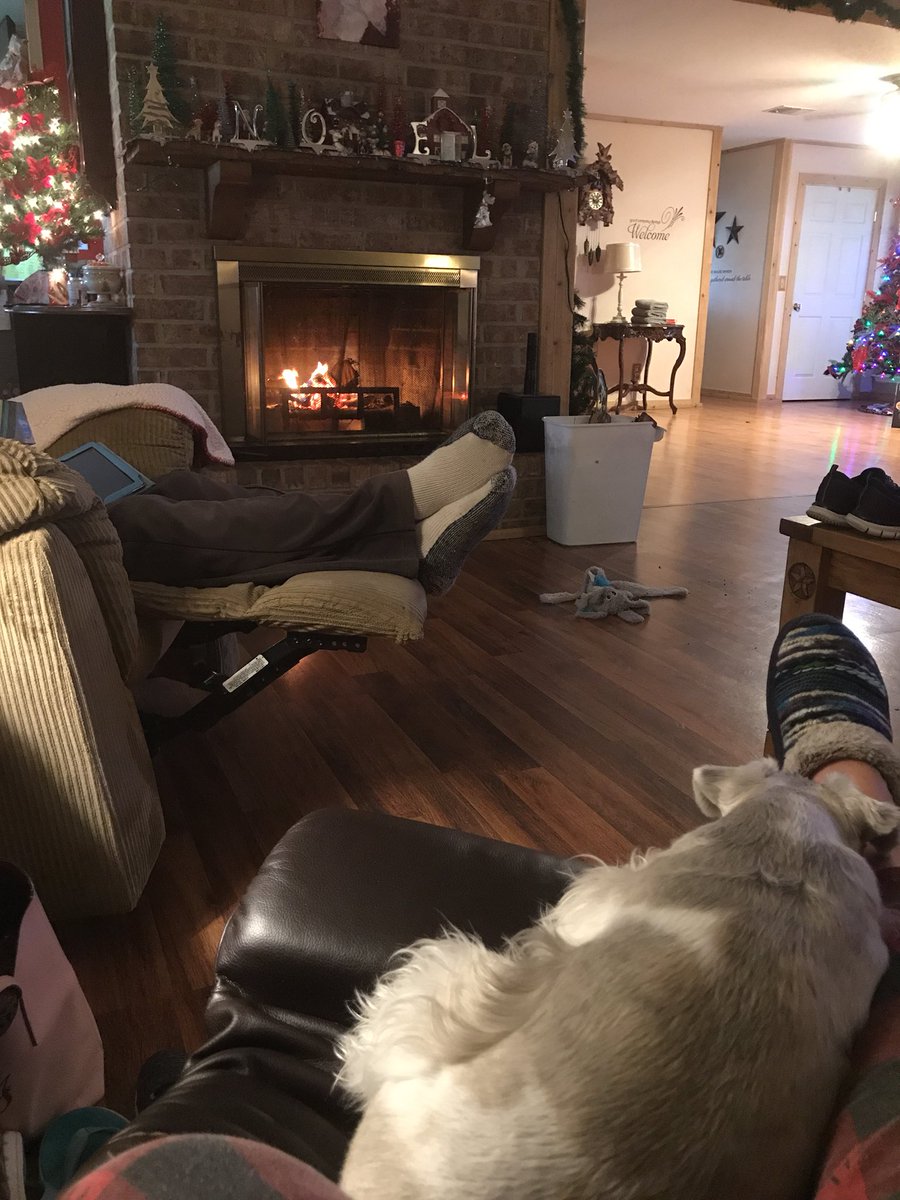 bjdebord's tweet photo. First day of 2k18; watching #PriceisRight https://t.co/78JsHFm4LJ