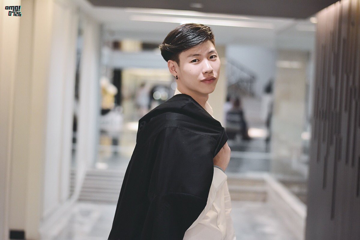 Wishing you peace , love and laughter in the new year <a href="/gunsork/">G U N</a> #gunsork