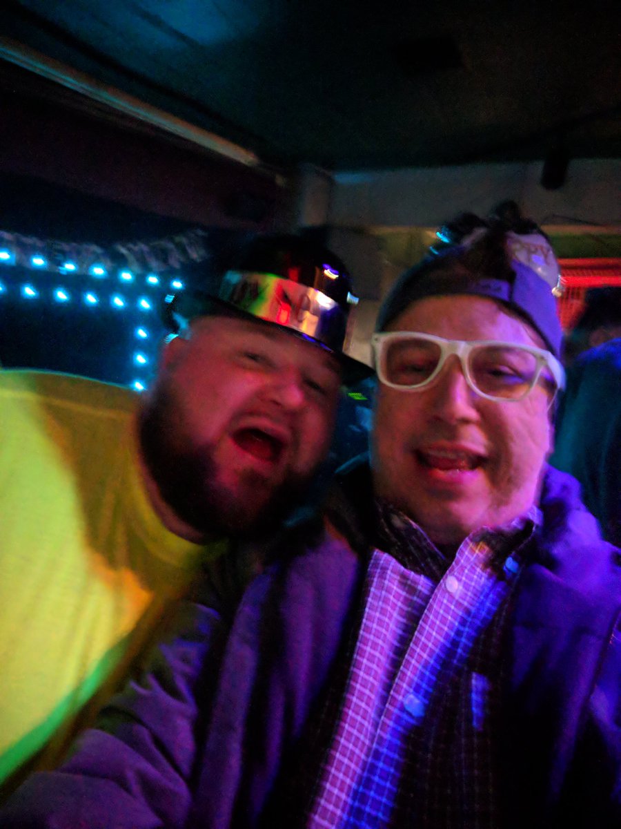 conradstorz's tweet photo. Happy New Year 2018 #MacsHideaway #TouchTunesTV https://t.co/SSnqIV0fHv