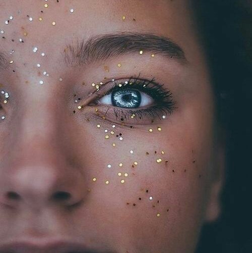 Cheima2000's tweet photo. #صورة_ملف_شخصي_جديدة https://t.co/FWS5C5Yv3l