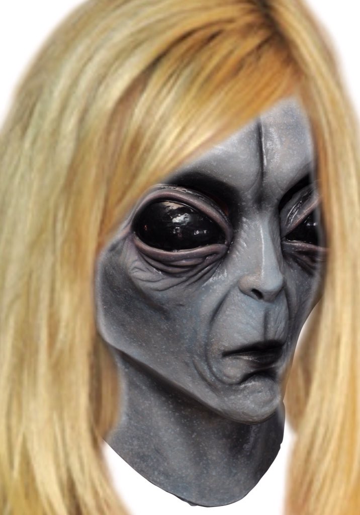 McBiffing's tweet image. #sixwordcommitment
Steve Wynn dating an extraterrestrial