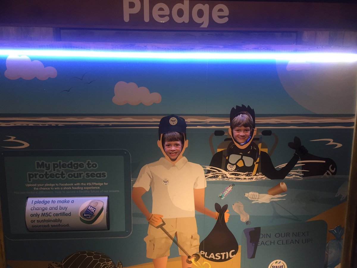 nick_cook78's tweet photo. Different #NewYearsResolutions for Cooky clan. Visits to #Manly aquarium & @Sydney_Aquarium made us realise importance of buying #Sustainable sourced seafood to help to secure a healthy future of our oceans @MSCecolabel #SLTPledge https://t.co/PX1cX0slwH