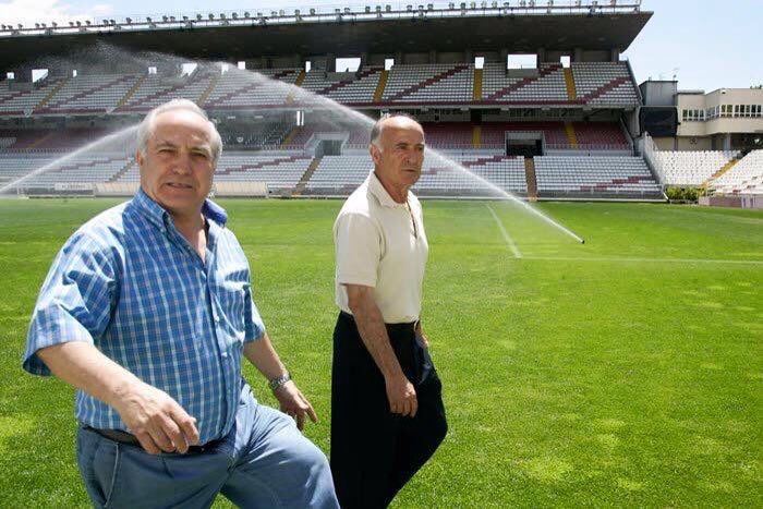 rvmveteranos's tweet photo. Hoy cumple años una de las Grandes Leyendas del @RayoVallecano y actual Presidente de nuestra Asociación, José González De la Vieja "Potele". 

¡¡Muchísimas FELICIDADES #Potele!! https://t.co/OfUrVwJ7dm
