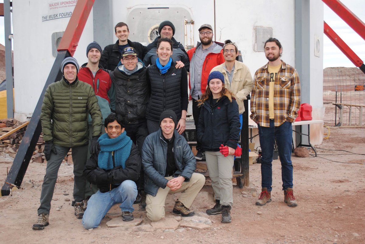 robert_zubrin's tweet photo. Crew training and station handoff at MDRS. Departing Crew 185 trains Crew 186, which now takes command.
#Mars #Space #Science #MarsSociety #MDRS https://t.co/a3CiftcwxB