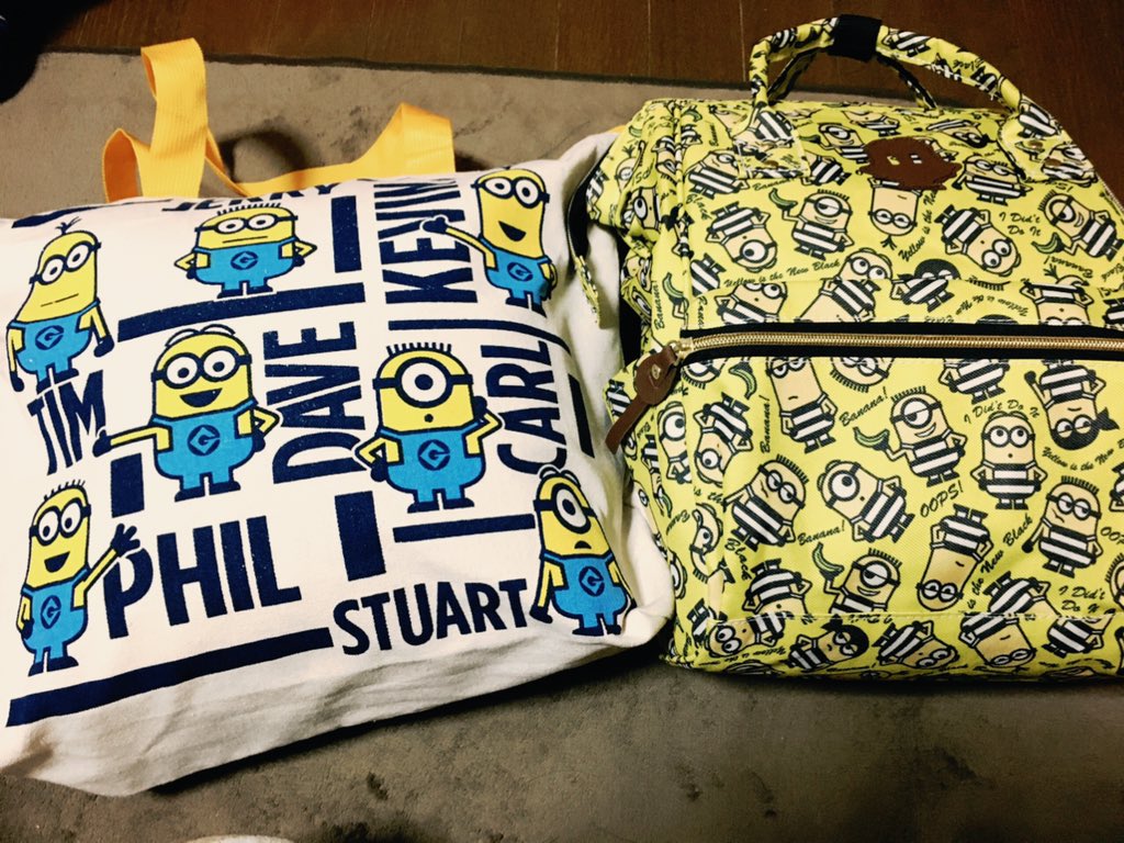 minionmion's tweet photo. 風邪ひいて強制寝正月で引きこもってて、新年早々ついてないなぁと思ってたら、旦那ちゃんがミニオンの福袋買ってきてくれたん😭
神か😭 https://t.co/QUkVnIPloG
