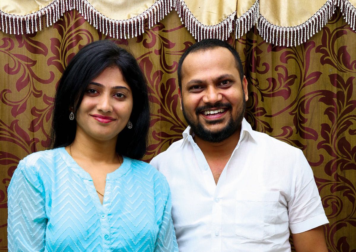 SathishwaranPRO's tweet image. பப்ளிக் ஸ்டாருடன் இணைந்த ஜூலி!

cinema.maalaimalar.com/Cinema/CinemaN…

#Julie #PublicStar #DuraiSudhakar #BiggBossJulie #BiggBossTamil @lianajohn28 #JulieAsHeroine @KskSelvaPRO