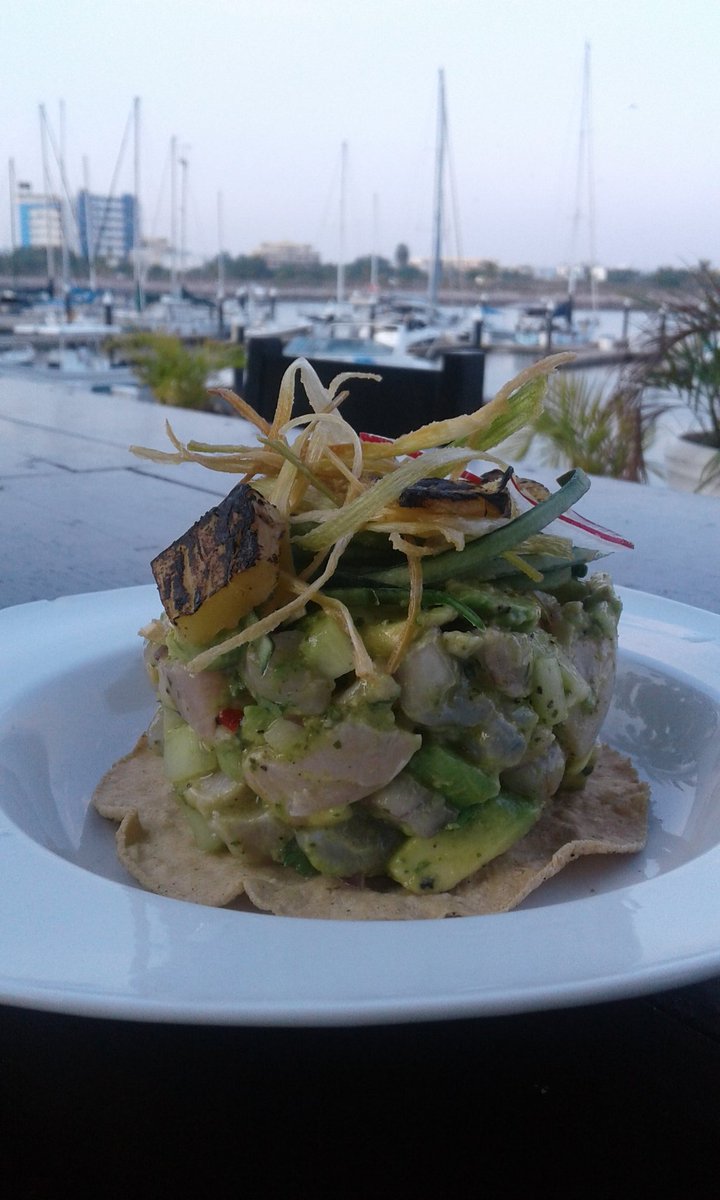 AlejandroWarner's tweet photo. Disfrutando de la más bella marina mazatleca y del excelente lugar de la @TostaderiaMZT
#ahcnetwork #ahcstaff @MazatlanMex https://t.co/T3RuaLXcUa