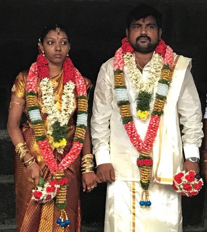 Dksview's tweet photo. ππ #Dks2017 π Famous Celebraties Wedding Moments - 2017 π
π #KaaliVenkat π Janani π
β£οΈ @kaaliactor β£οΈ https://t.co/JZ0Mukgr3a