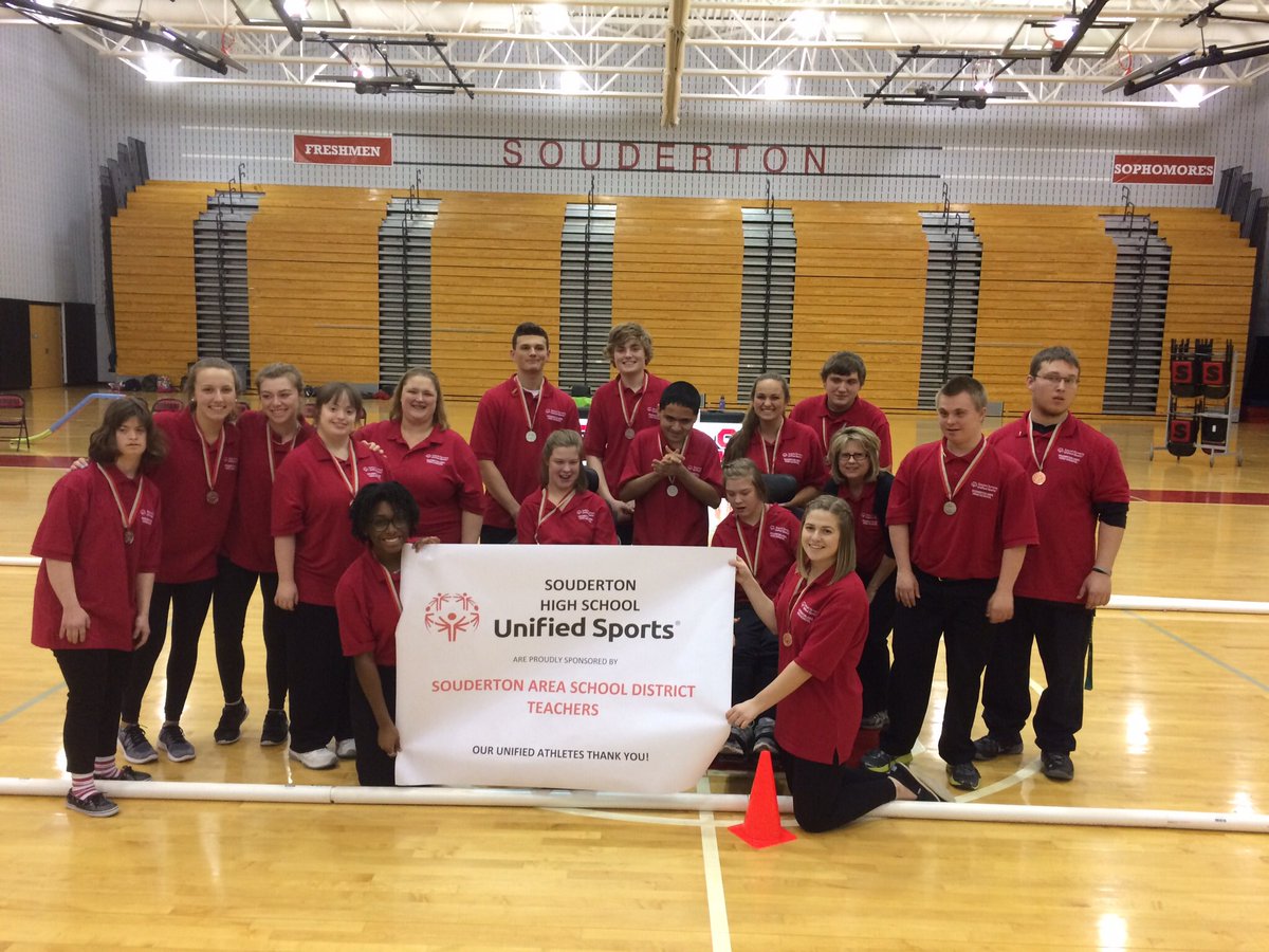 Soudy_Unified's tweet image. Happy New Year! Let’s make 2018 more inclusive than 2017!! #SoudyPlaysUnified #WeChooseToInclude @AthleticsSahs @SpecialOlympiPA @soudysection @PADeptofEd @soudysection @SOLsports