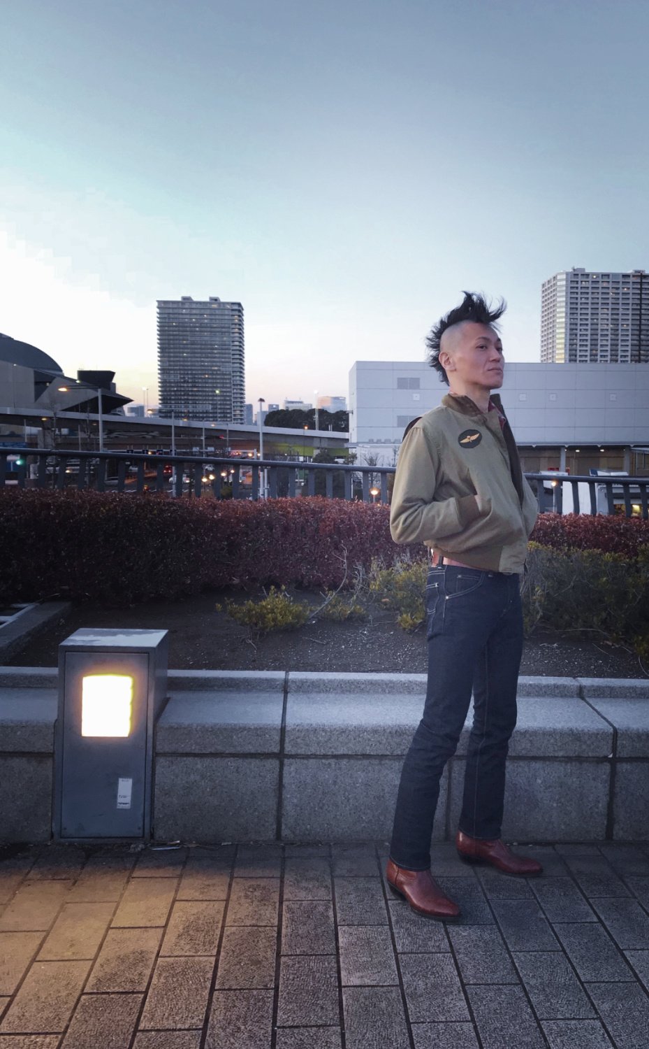 Mj 在 Twitter 上 昔からモヒカンとこの作品が好きで 毎年髪型を変えた際に着る衣装です 洋画 タクシードライバー Taxi Driver 良い映画です タクシードライバー ロバート デ ニーロ Taxidriver Robertdeniro T Co Rbabggbmpm Twitter
