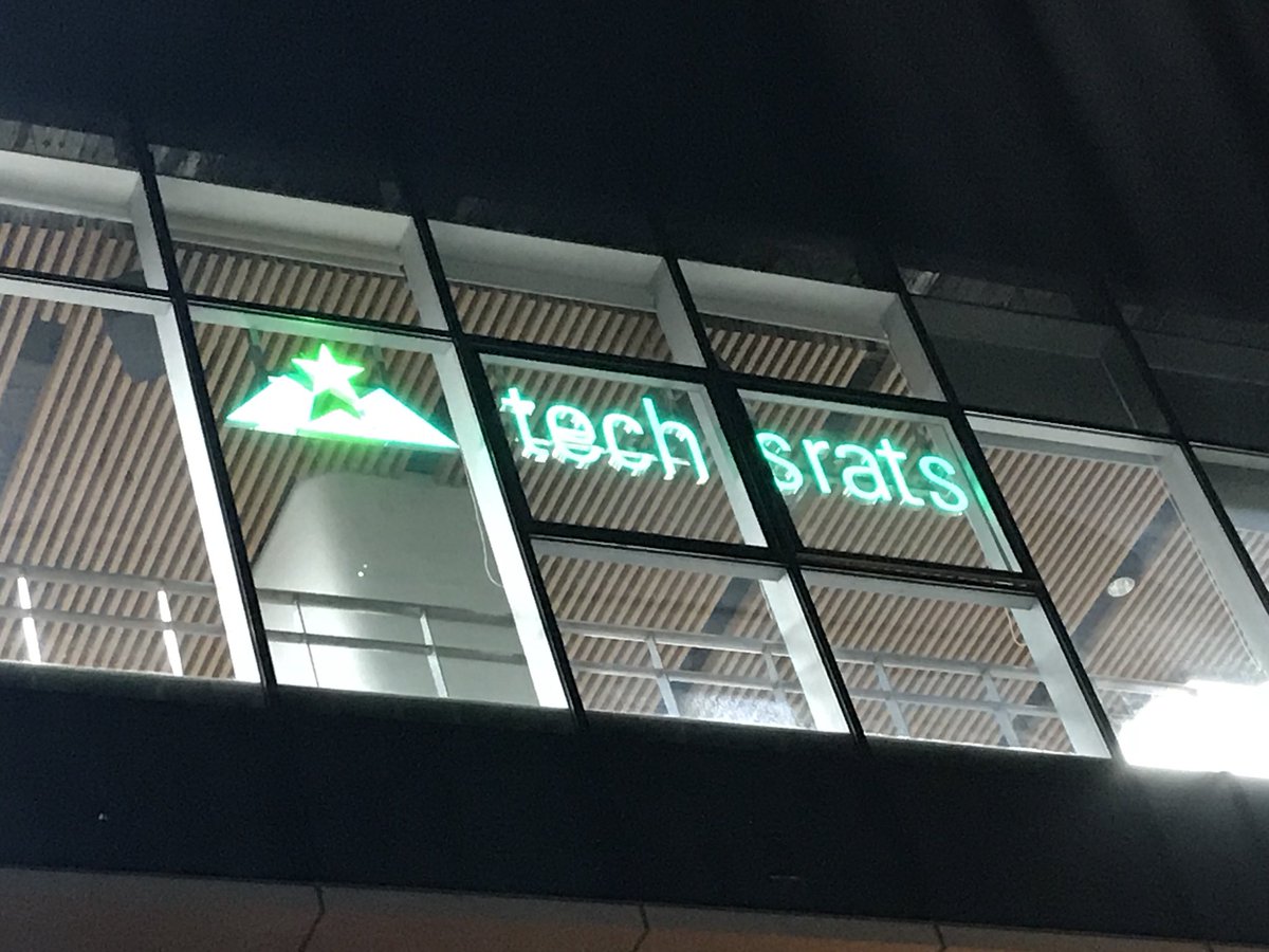 panminmint's tweet photo. @techstars (???) in Shenzhen https://t.co/3oq0hZ2cWy