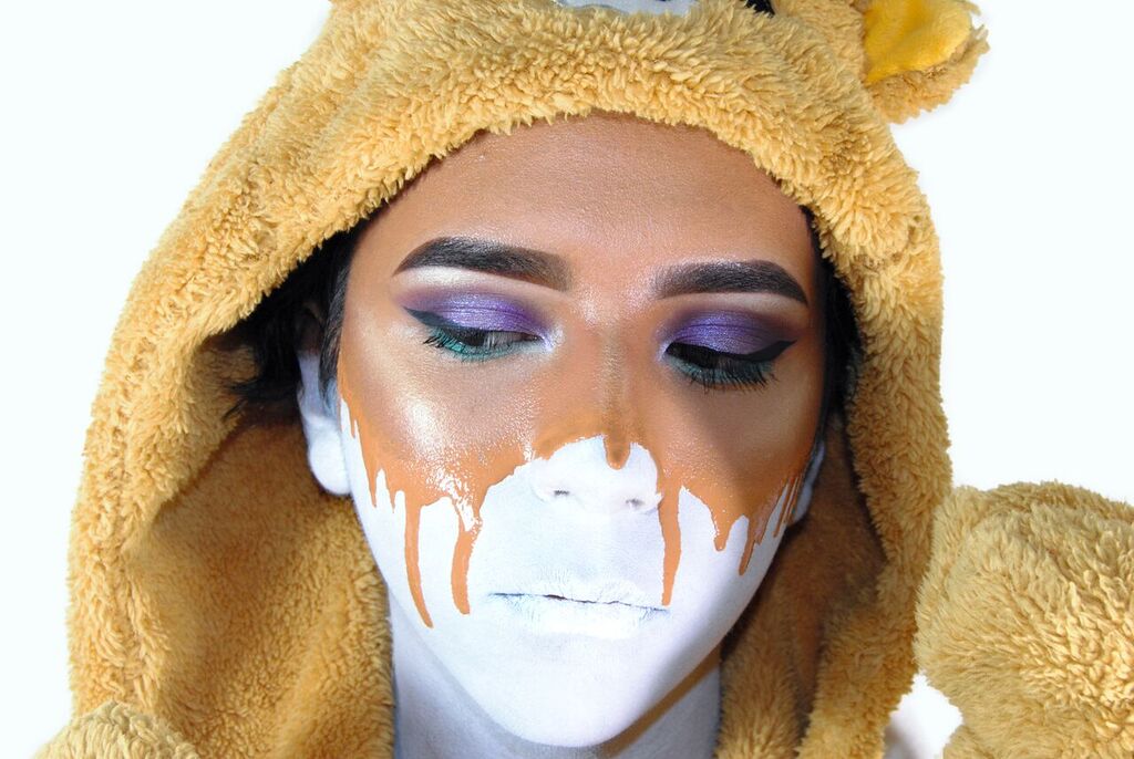 Jona5595's tweet photo. B L A N K   C A N V A S⭐

Inspired by @jamescharles💎❤

#JamesCharles #Makeup

https://t.co/R43kaEsK0b https://t.co/tWanxMMngL