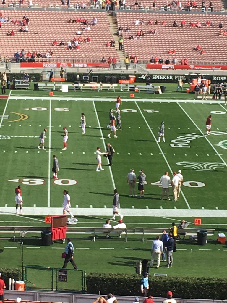 tulsarossetti's tweet photo. My view of #bakermayfield at the #rosebowl. Best Christmas present ever https://t.co/cOnhr3SUiC