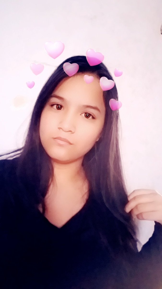 moriahshanzie's tweet photo. I'm ugly af, but here are some pics for 2018 for all my fave minders to enjoy #MindersAreBeautiful https://t.co/Qj24oylIkN