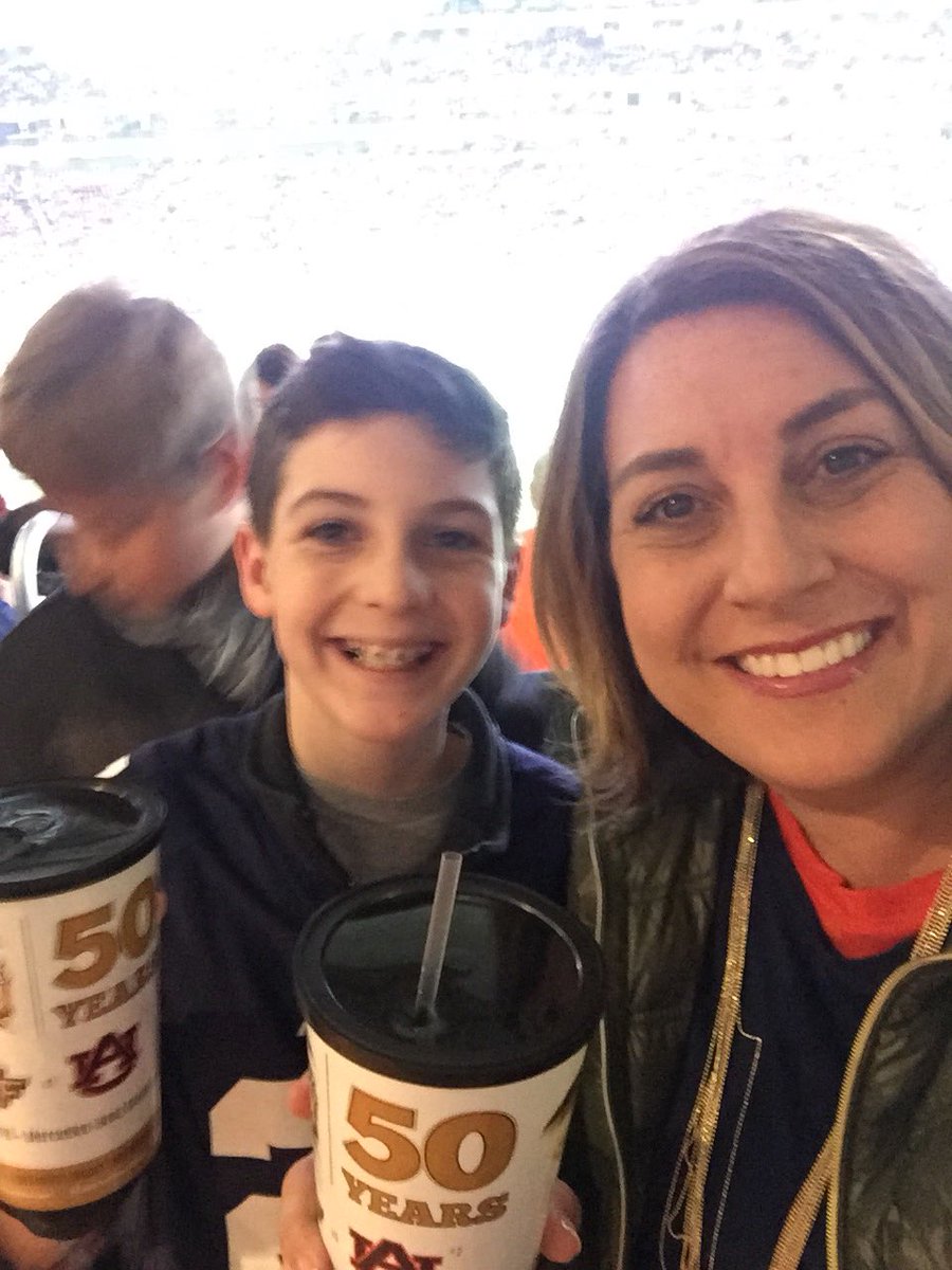 MsAndreaFaust's tweet photo. @CFAPeachBowl War Eagle!!!  #CFAPeachBowl https://t.co/8UzFjETddl