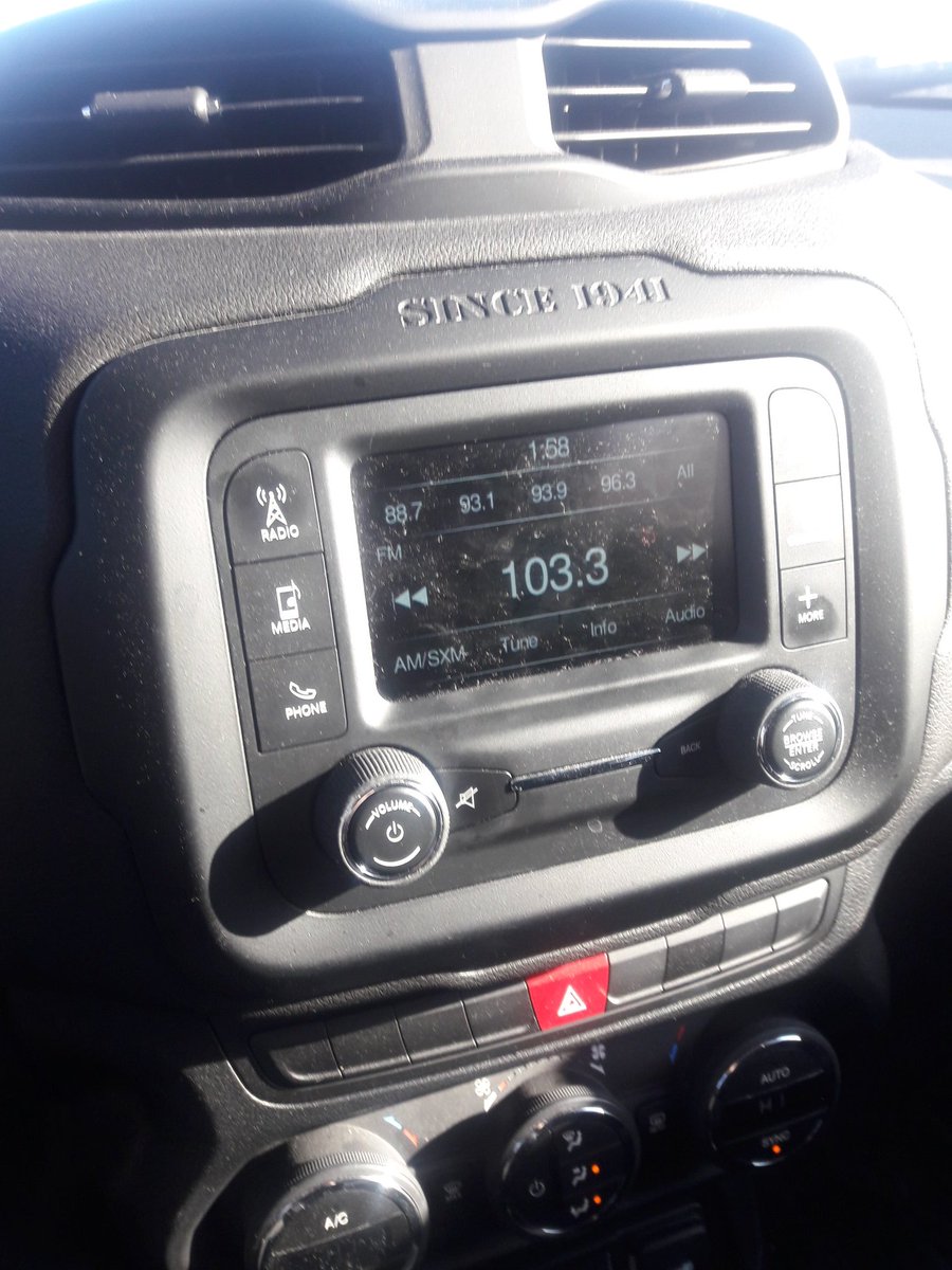 ruthann_amanda's tweet photo. driving home today I caught @1033WKFR outside of Lansing...only thing missing was @FrankhouseWKFR. Happy New Year, indeed! https://t.co/3ZbIgiH1Lr
