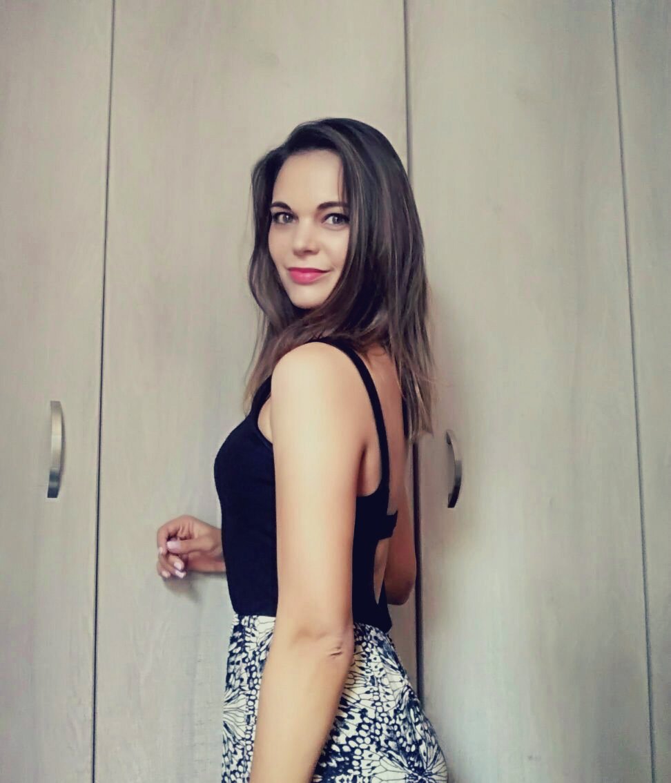 Dee Theart tweet media