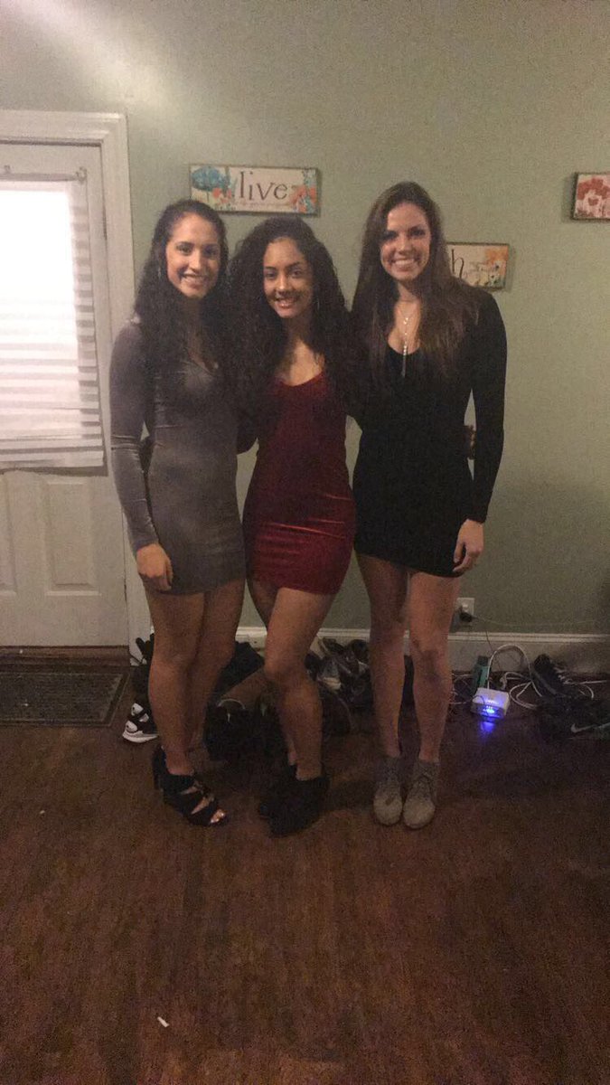 carleyjune21's tweet photo. Quality triplet pics 😛 https://t.co/607d18N1pu