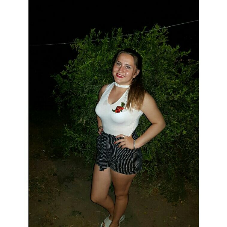 antonelaa2511's tweet photo. #NuevaFotoDePerfil https://t.co/21f4jxucjt