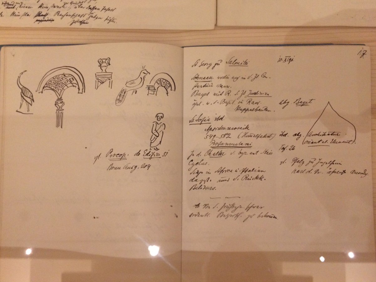 adriengoetz's tweet photo. Notes de cours et préparation d’exposé d’un étudiant de #Strasbourg nommé #AbyWarburg vers 1890 : c’est à voir dans l’exposition « Laboratoire d’Europe » au musée d’art moderne et contemporain #MAMCS #StrasLab https://t.co/fHvqSur7Xb