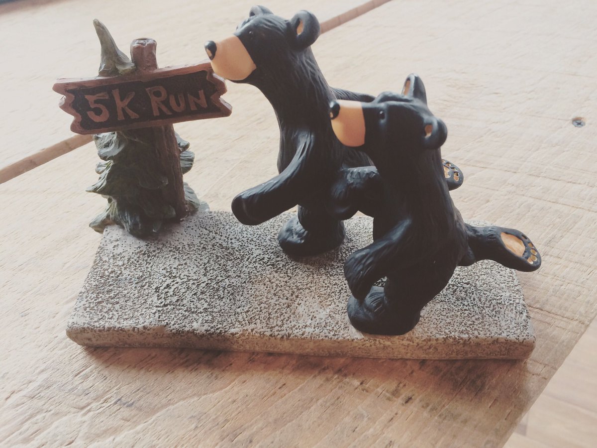 Happy new year! We will be closed today, 1/1, and will resume normal business hours tomorrow!