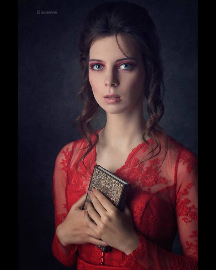 qpixels's tweet photo. Model: Romy Bondy
HMUA: Jules Robson, AAB makeup &amp; hair Artist
Dress: Ewa Jobko - Costume Designer
Photo: Quality Pixels Photography (Marcin &amp; Sylwia Ciesielski)
#Qpixels #QualityPixels #portrait #beauty #red #windowlight https://t.co/ixwv8VSMkl https://t.co/aK5wFdBvmF