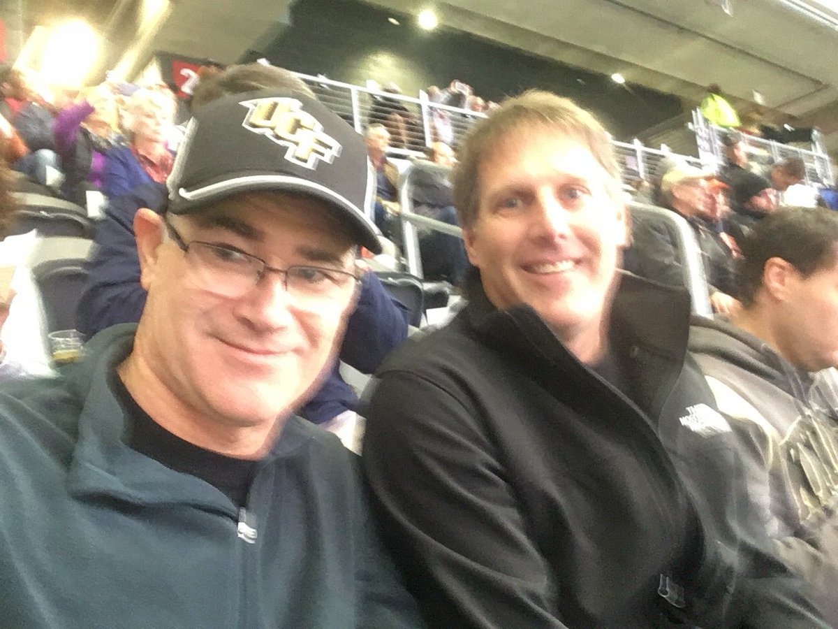 chuckfio's tweet photo. Go Knights #CFAPeachBowl https://t.co/UNppyGknzb