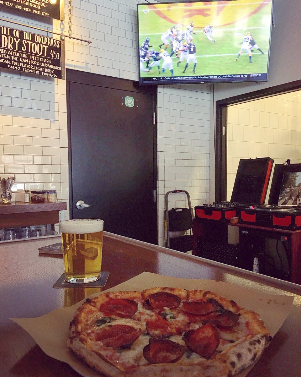 HaymarketTap's tweet image. It’s New Year’s Day and we’ve got the cure for what ails ya: beer, pizza, and football! Open today from 12 PM to 11 PM!