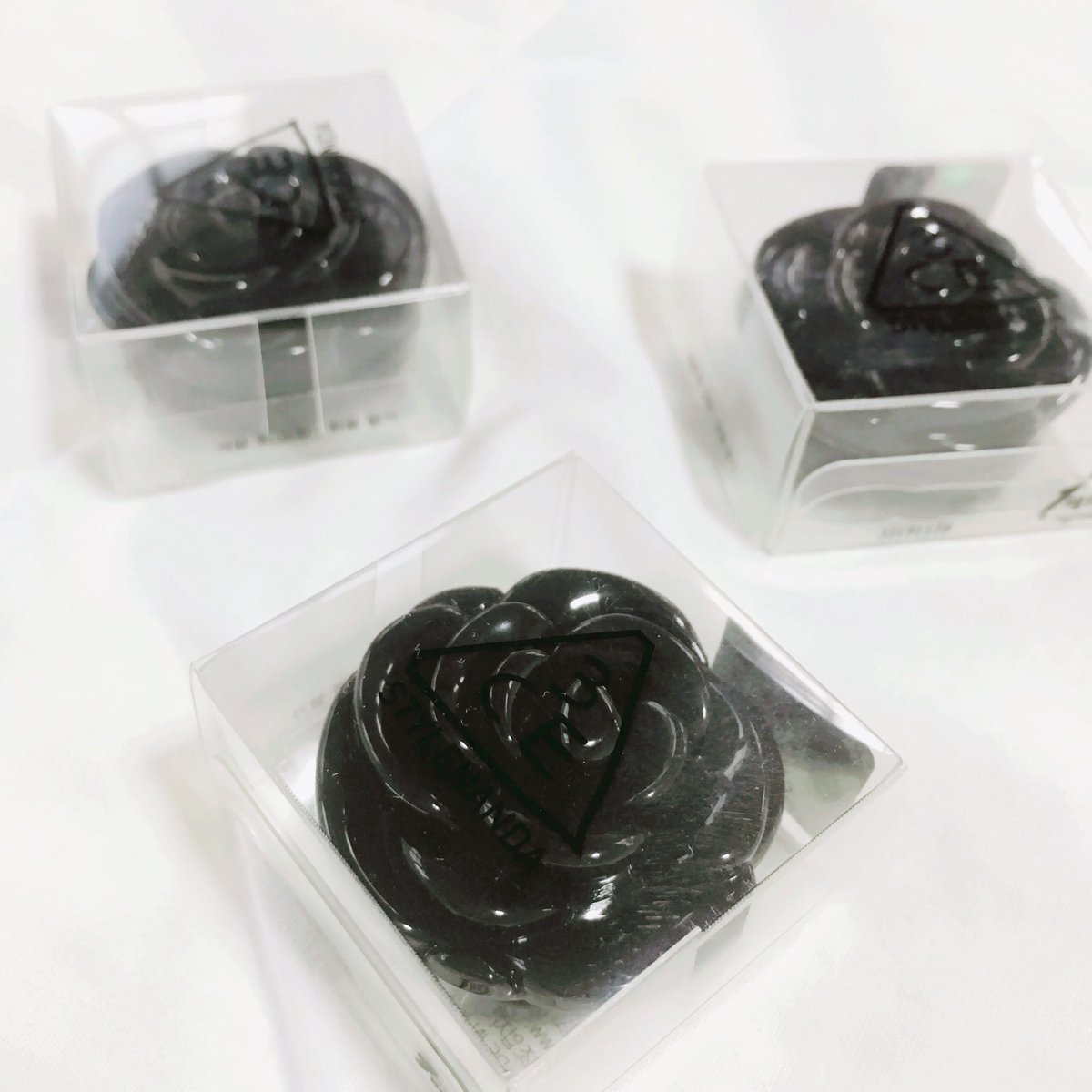 reallllweirdo's tweet photo. <รอบSale/พร้อมส่ง> #3CE pot lip #mintcare 🥀 120.- free shipping รอบนี้มีมา3ชิ้นค่าา
#stylenanda #หิ้วเกาหลี #HowtoPerfect #ripไอดอ https://t.co/z9ILR99MYf