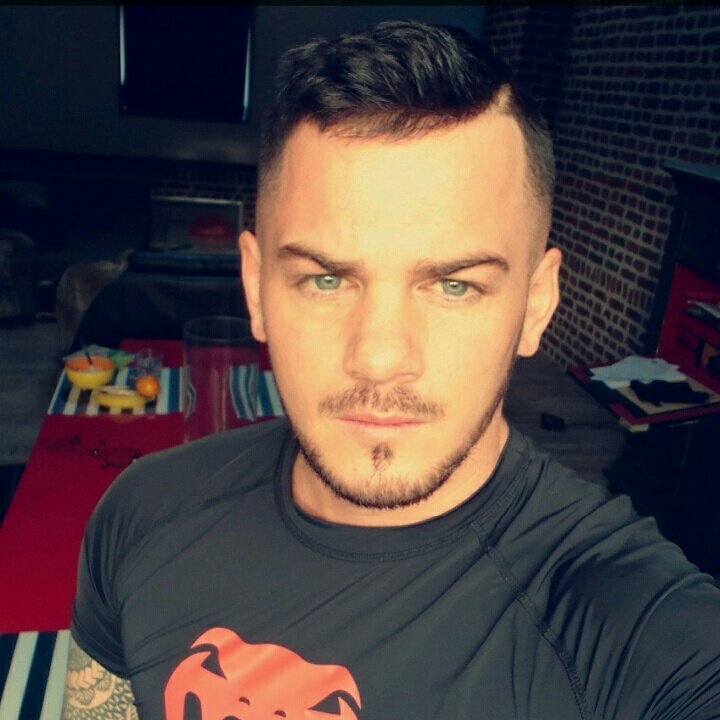 tomdum13's tweet photo. #NouvellePhotoDeProfil https://t.co/ucklqIuTYA